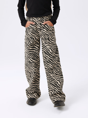 Seje brede bukser med zebra print fra Name It