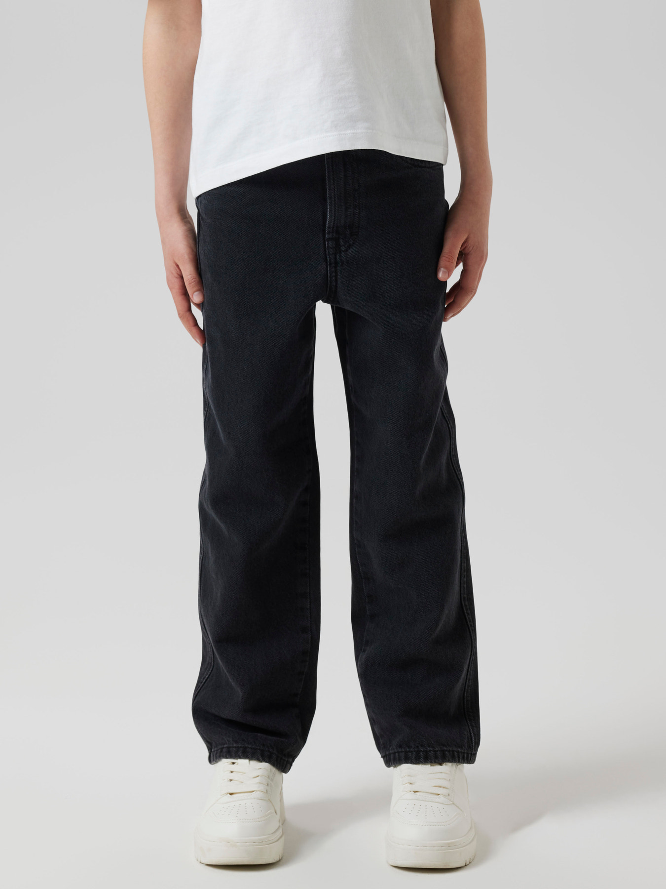 Seje Loose Jeans Ryan i Sort Denim til Drenge - Must-Have!