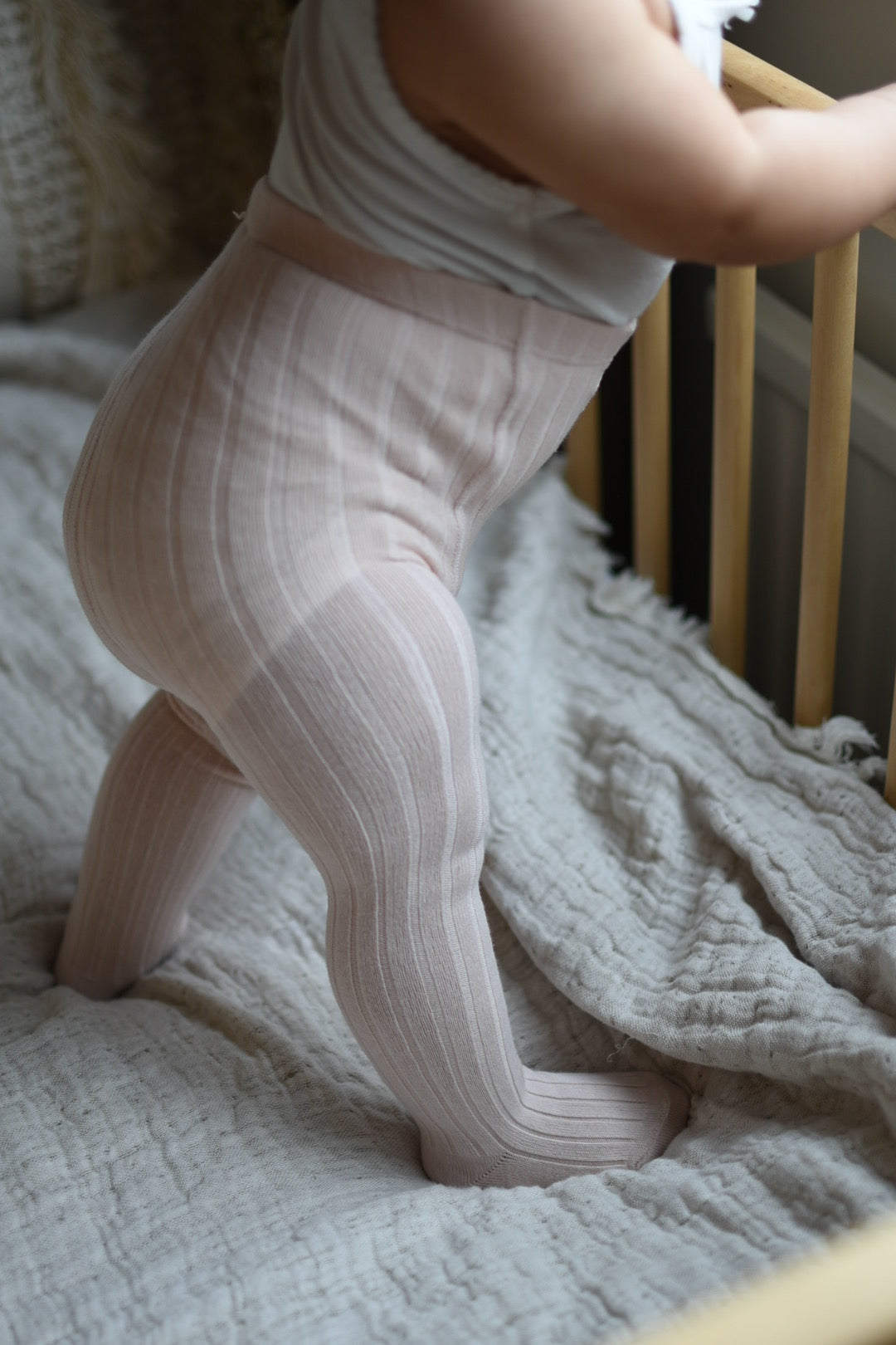 Condor Rib Strømpebukser til Baby – Elegant Lino Farve
