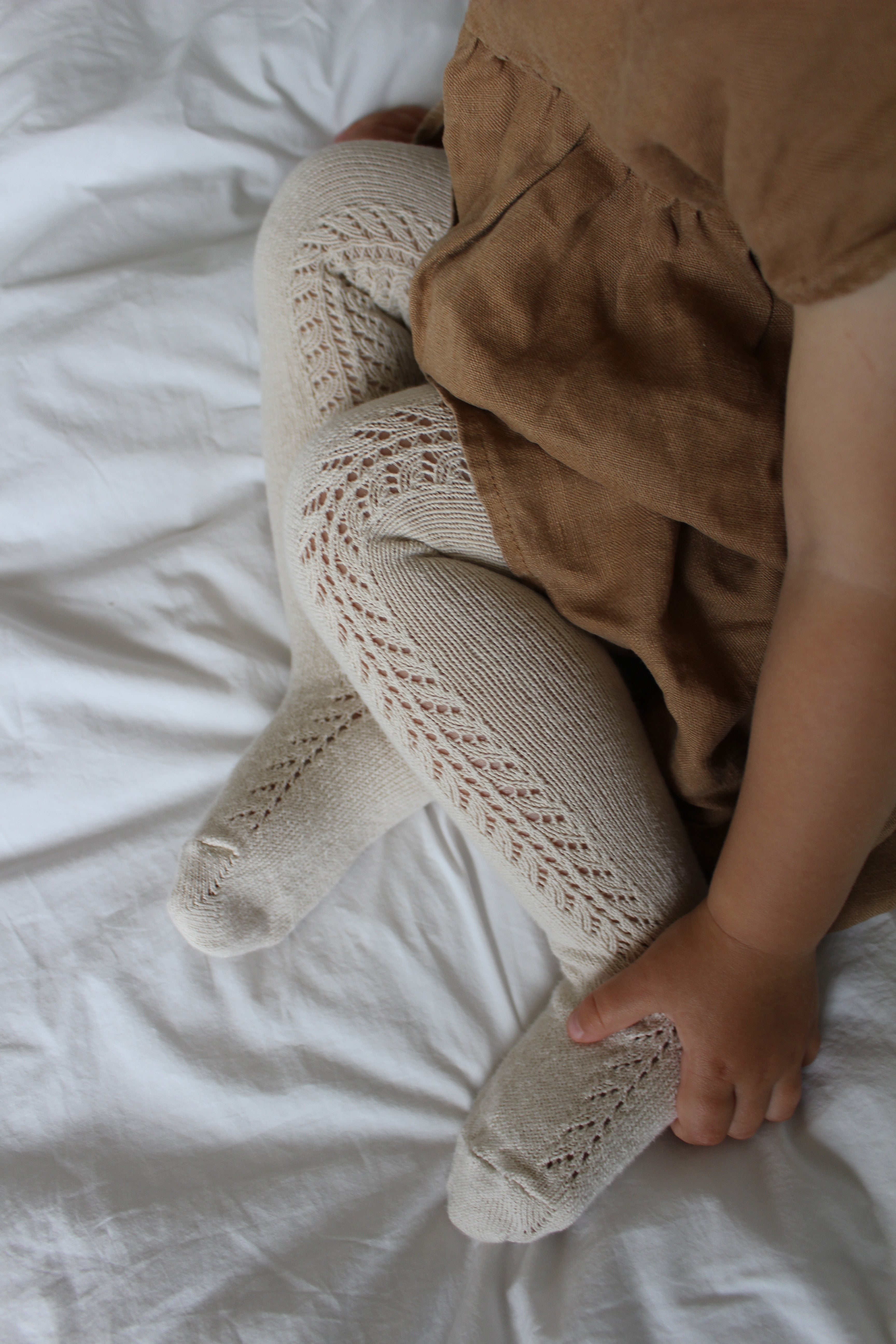 Condor Strømpebukser med Hulmønster – Lino Beige til Baby