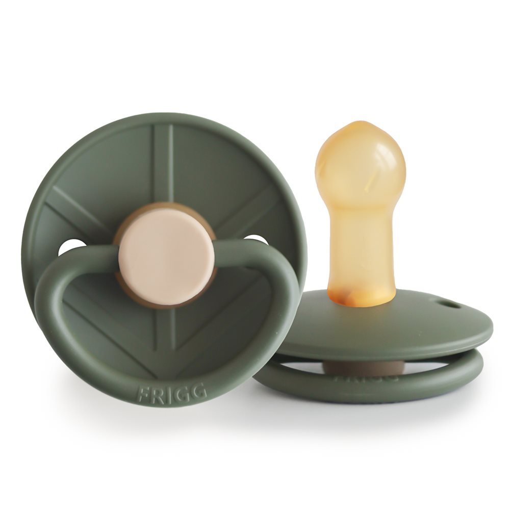 Frigg Little Viking Sut – Ragnar i Naturgummi, Mytisk Design