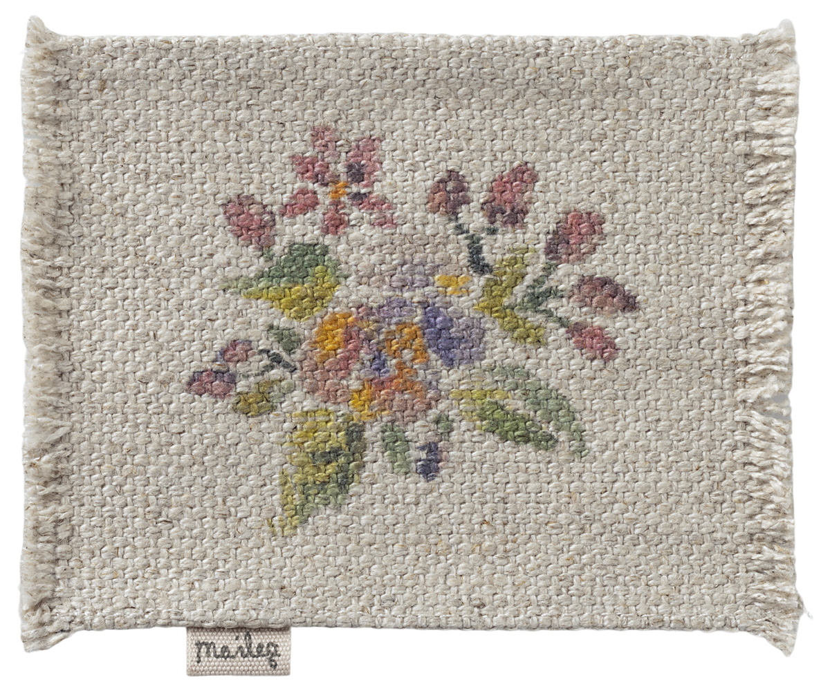 Maileg Blomster Tæppe til Dukkehuset – Skab Hygge!