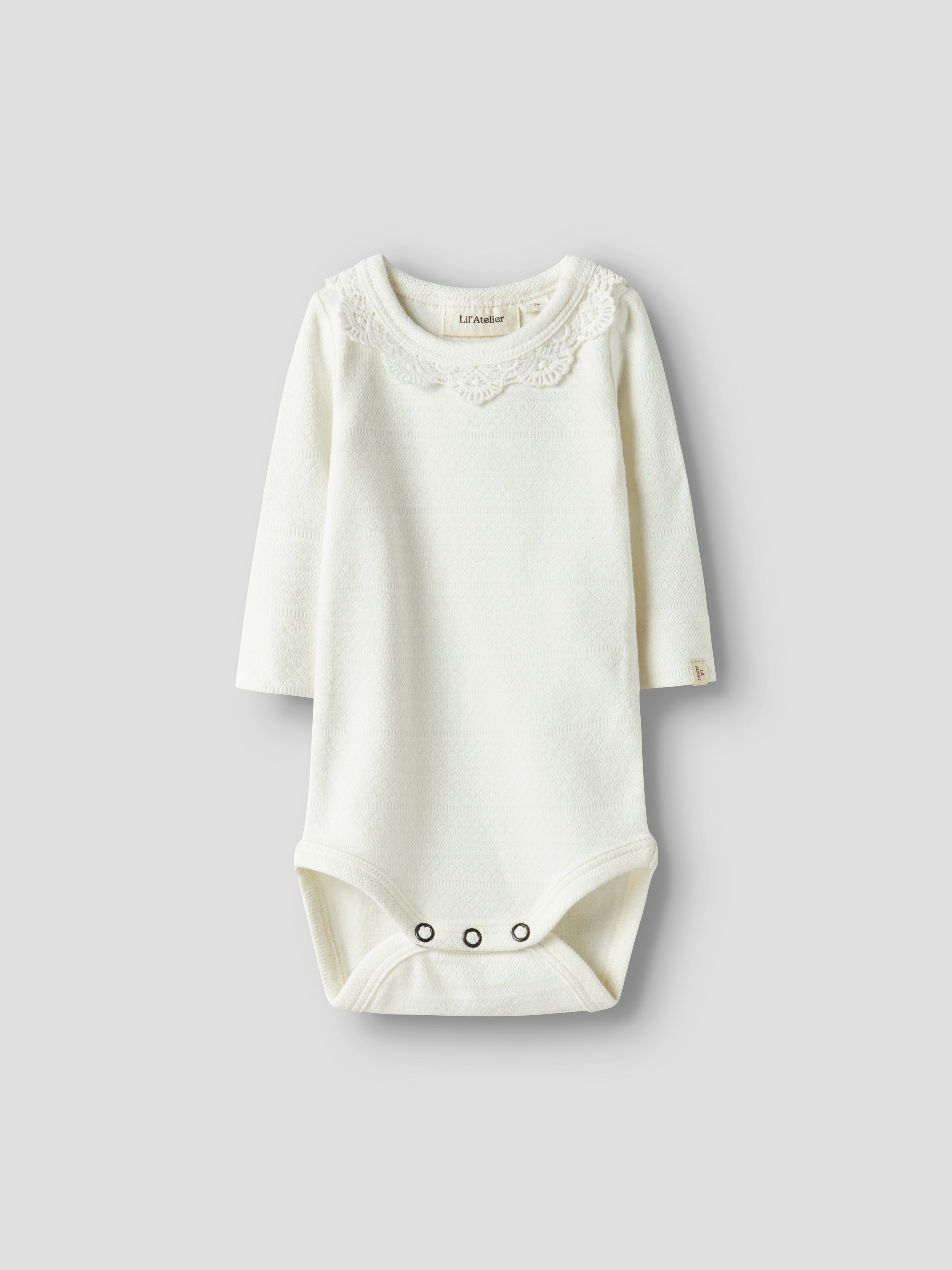 Lil Atelier Tapia Slim Body - Kokosmælk - Søde Flæser
