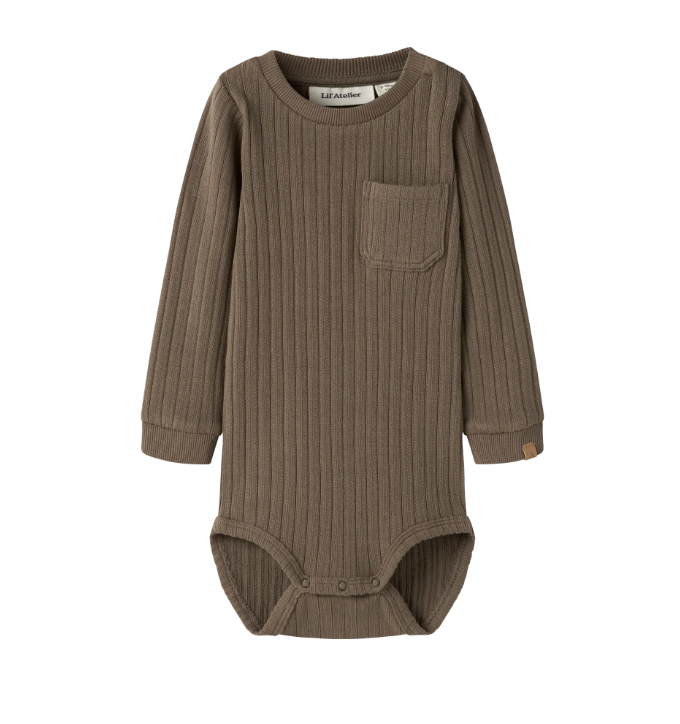 Lil Atelier Tao Slim Body - Shitake - Økologisk Kvalitet