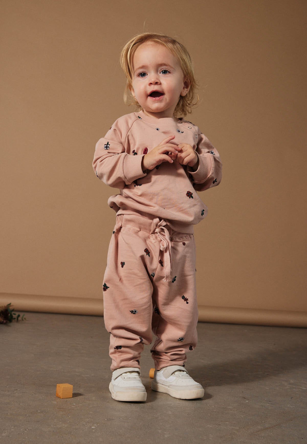 Siblings Sweatpants Dovie – Rosa Blomsterdesign Tilbud!