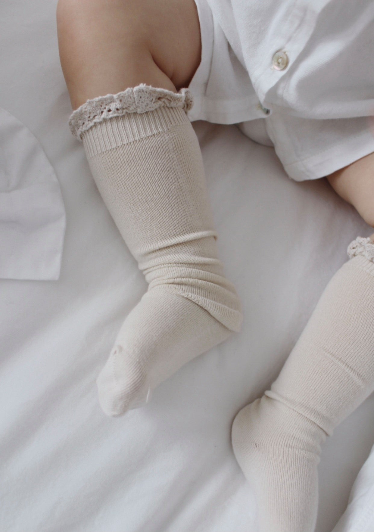 Condor Knæstrømper med Blondekant i Lys Beige - Must-Have!
