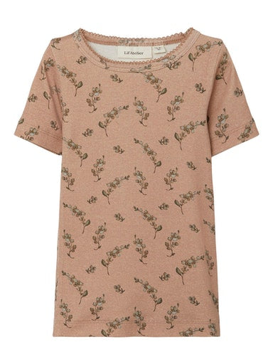 Lil Atelier Blomstret T-shirt – Black Friday Tilbud!