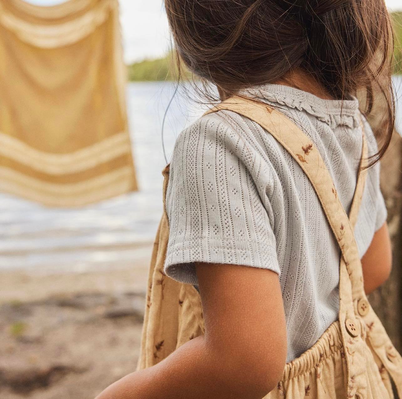 Lil Atelier T-shirt med Korte Ærmer i Harbor Mist – Udsalg!