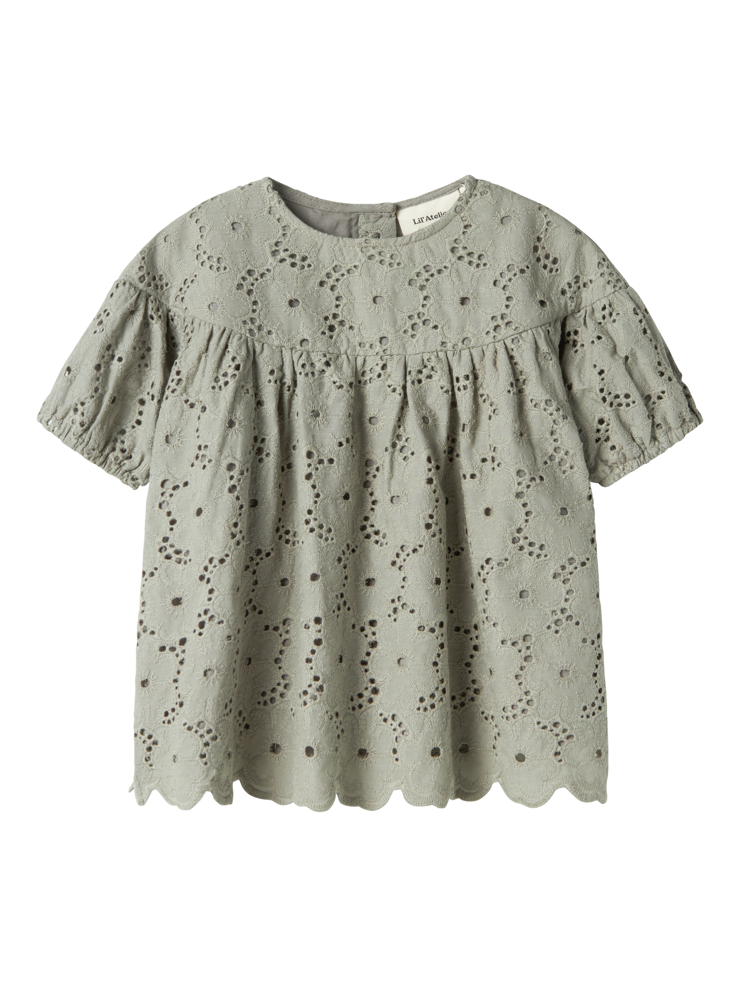Lil Atelier Dally Bluse – Forest Fog – Økologisk Skønhed