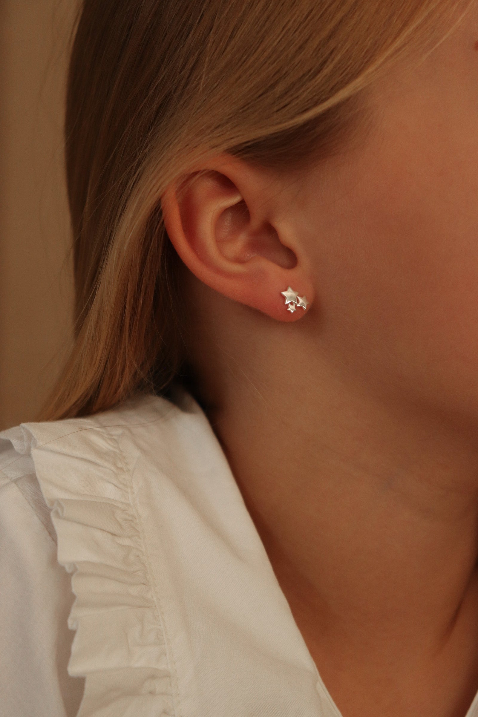 Elegante Sølv Stjerne Ørestikker til Børn - Must-Have!
